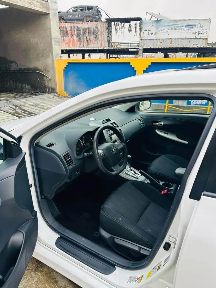 Toyota Corolla 2013 (3)