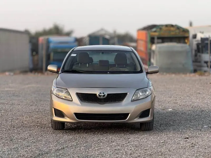 Toyota Corolla 2010 (1)