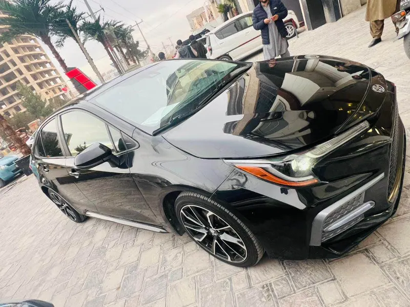 Toyota Corolla 2020 (2)