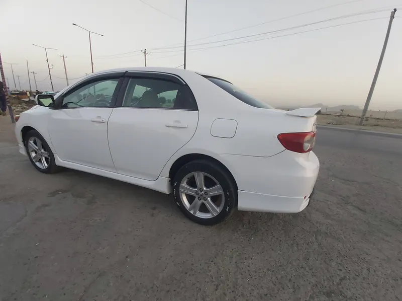 Toyota Corolla 2013 (5)