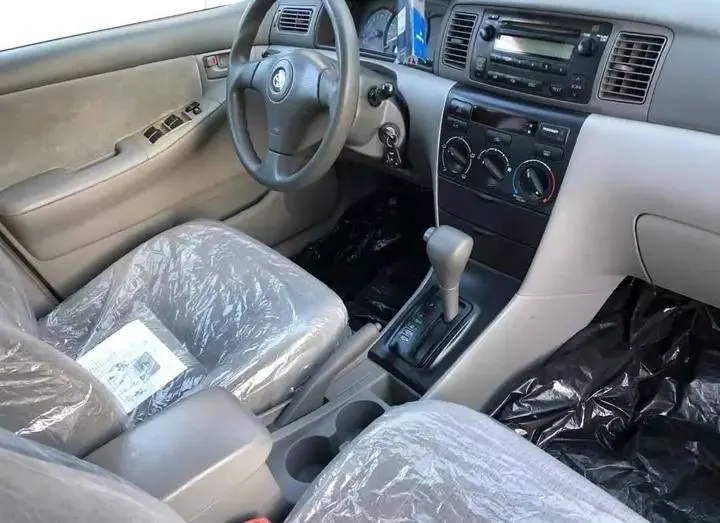 Toyota Corolla 2006 (4)