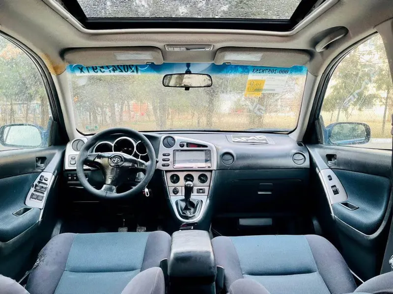 Toyota Matrix, Canadian 2005 (3)