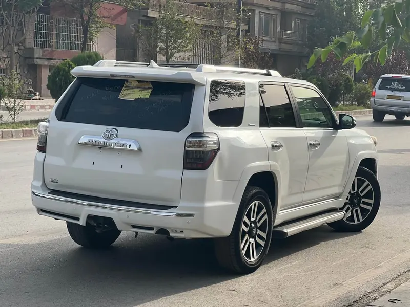 Toyota 4 Runner 2014 (3)
