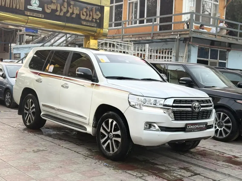 Toyota Land Cruiser 2009 (2)