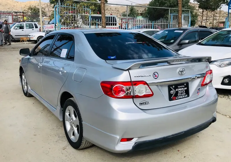 Toyota Corolla 2013 (3)