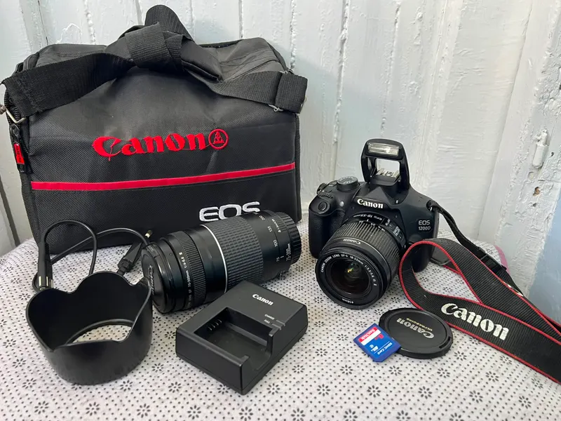 Canon D1200 (3)