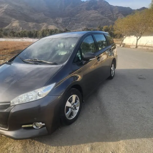 Toyota Fielder 2013 (2)