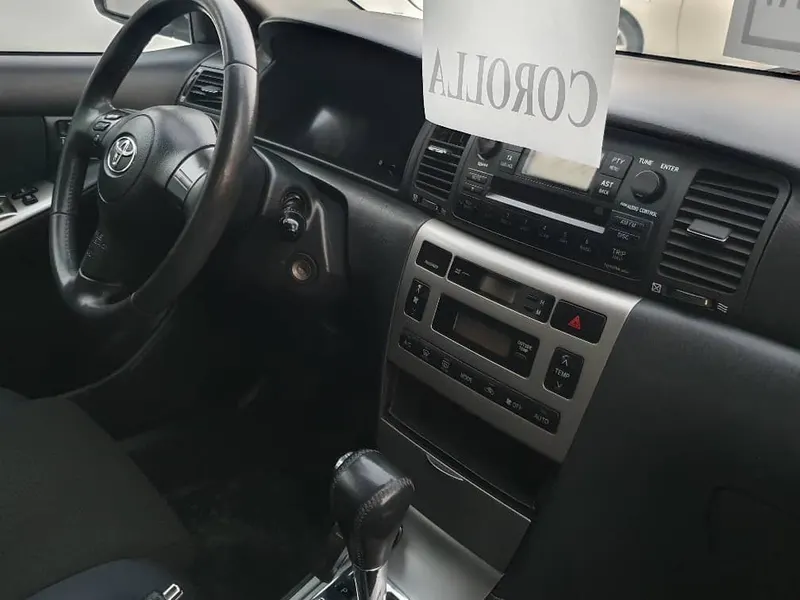 Toyota Corolla 2005 (3)
