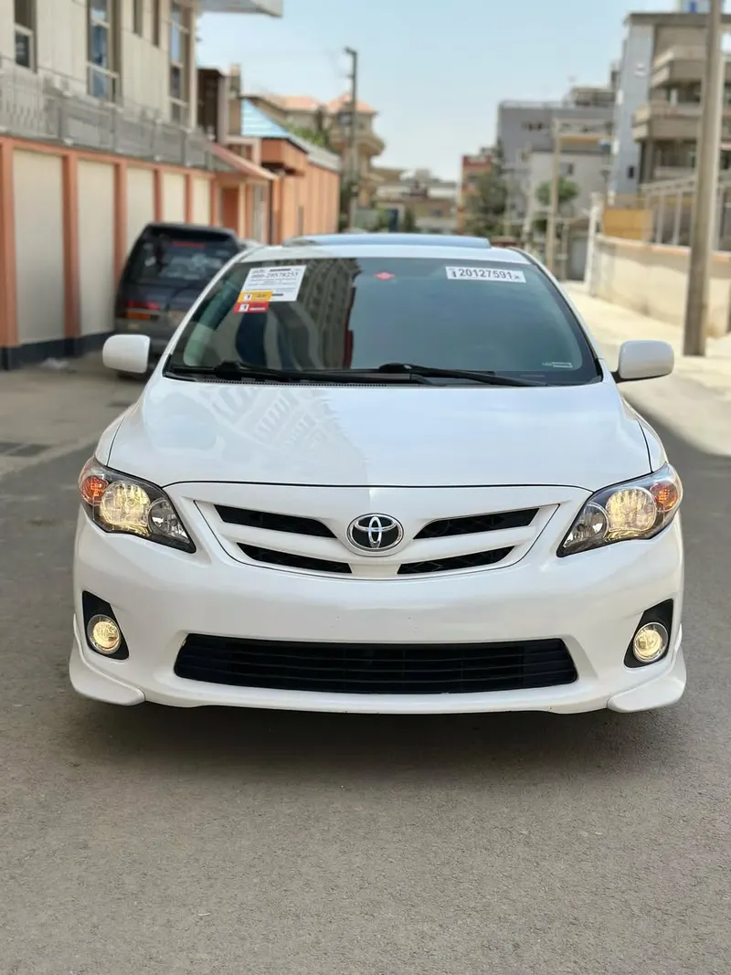 Toyota Corolla 2012 (1)