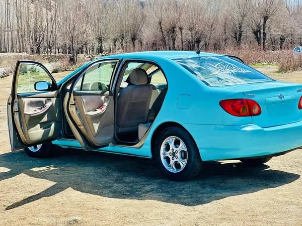 Toyota Corolla 2006 (2)