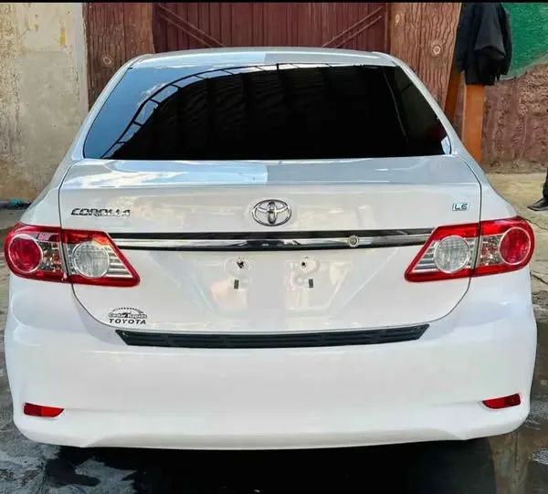 Toyota Corolla 2012 (3)