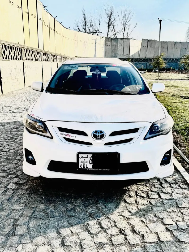 Toyota Corolla 2013 (1)