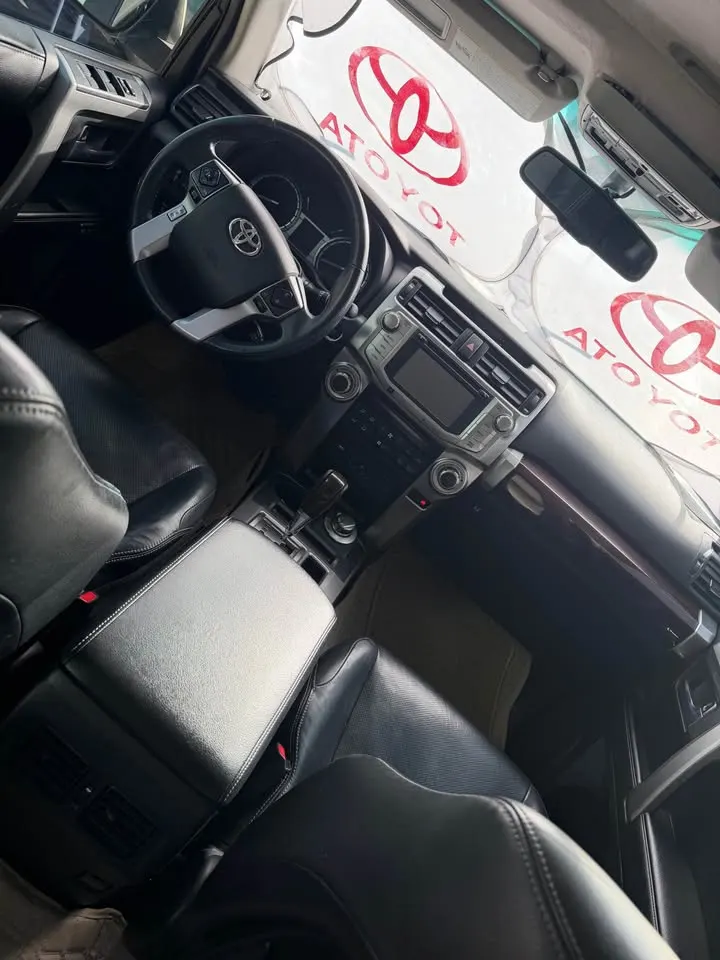 تویوتا 4Runner 2015 (4)