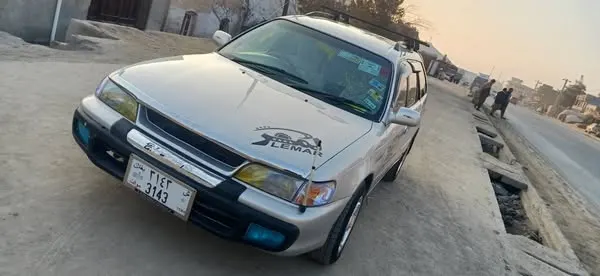 Toyota Corolla 2000 (1)
