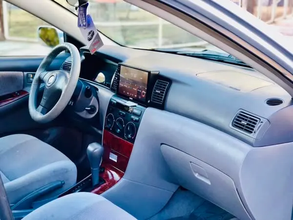 Toyota Corolla LE 2007 (4)