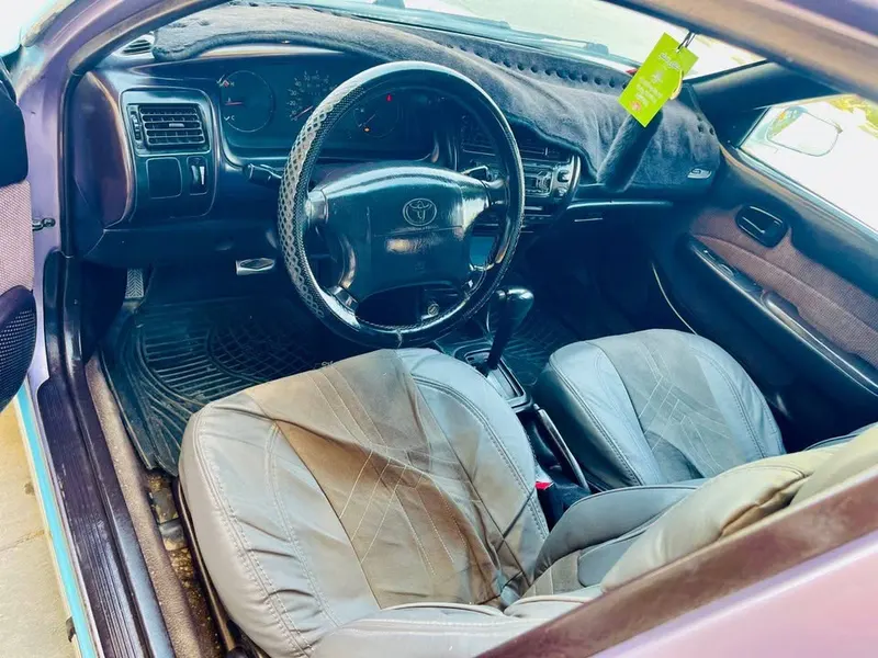 Toyota Corolla 1995 (4)