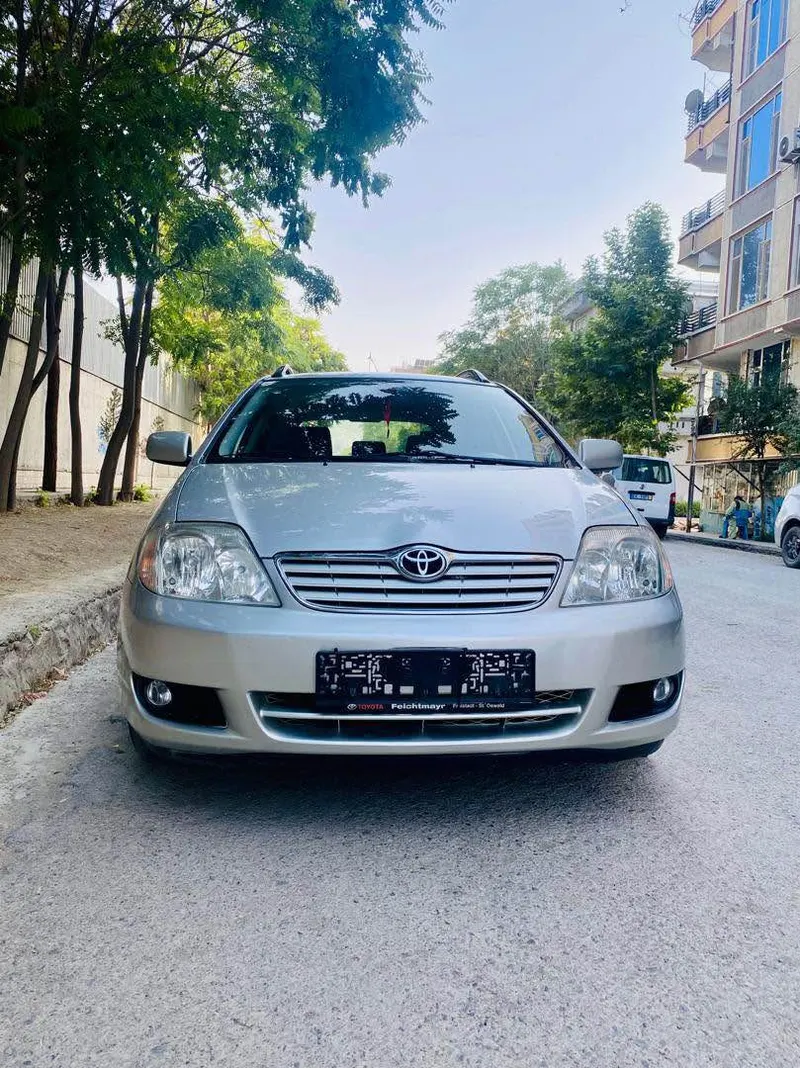 Toyota Fielder 2005 (1)