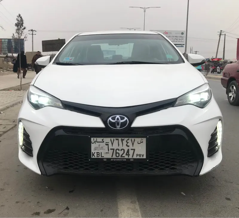 Toyota Corolla 2005 (1)
