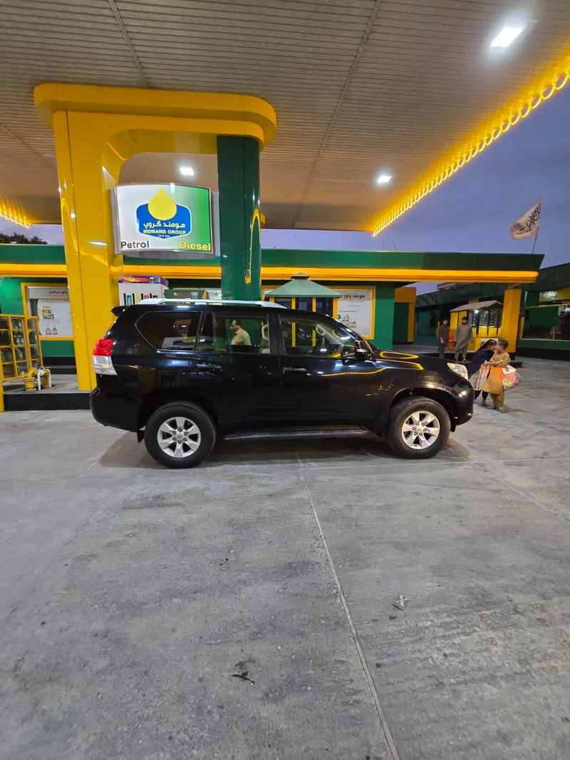 Toyota prado land cruiser 2011 (3)