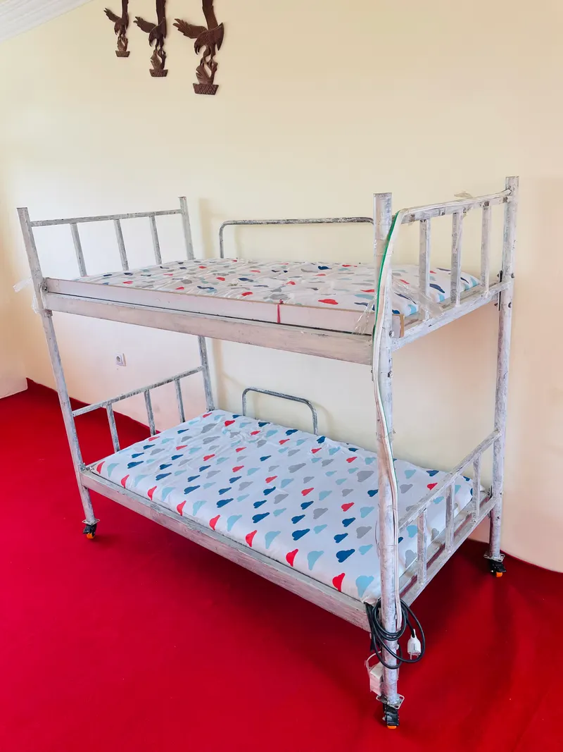 Bed (2)