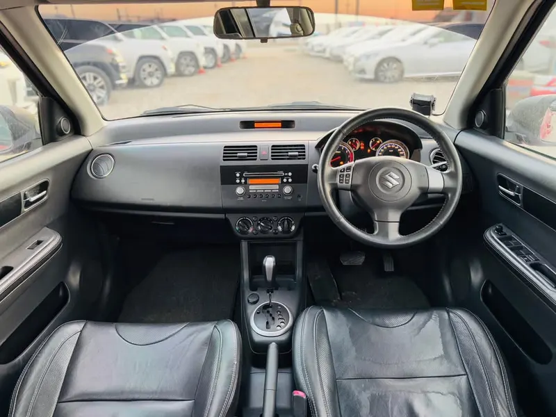 Suzuki Swift 2010 (4)
