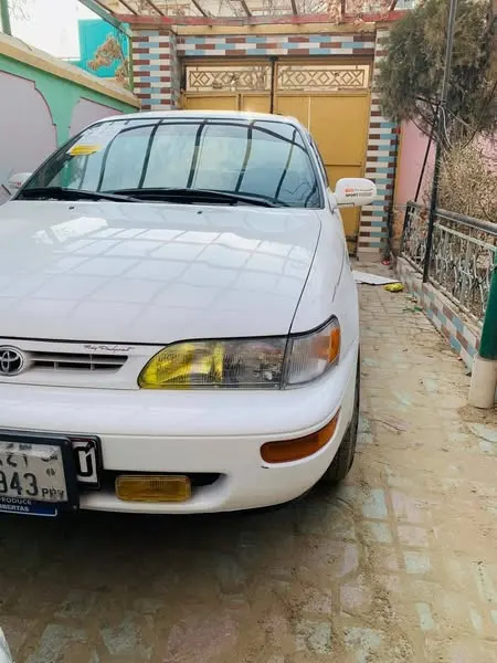 Toyota Corolla 1996 (2)