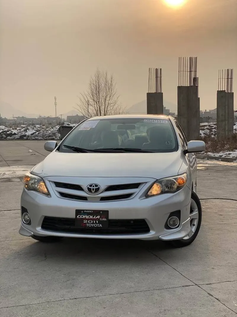 Toyota Corolla 2011 (2)