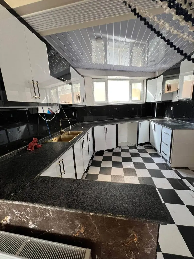 VIP 3-Room Apartment for Rent, Karte 4, Kabul (7)