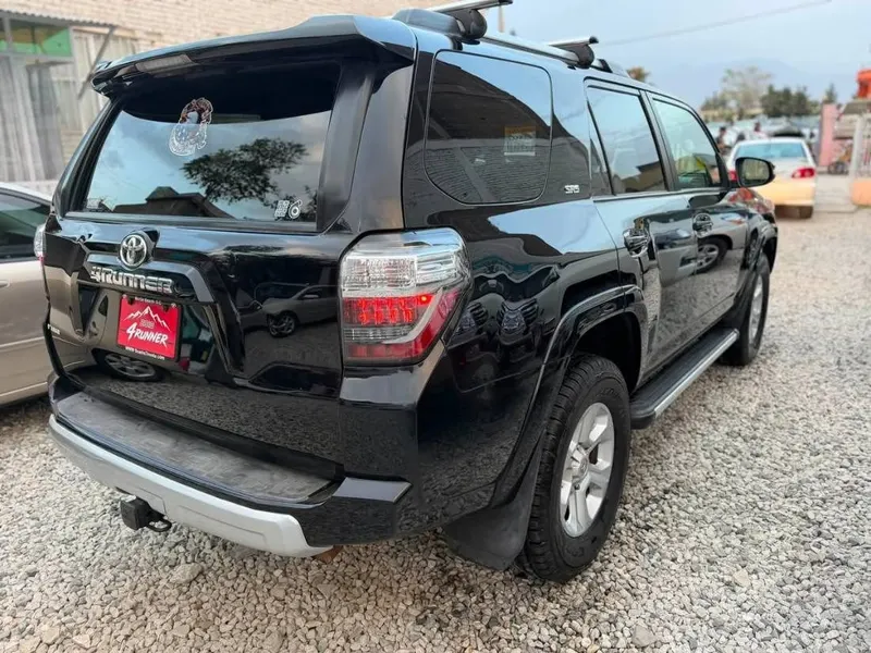 تویوتا 4Runner 2019 SR5 (1)