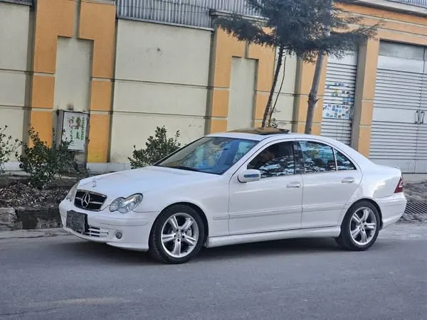Toyota Corolla 2005 (3)