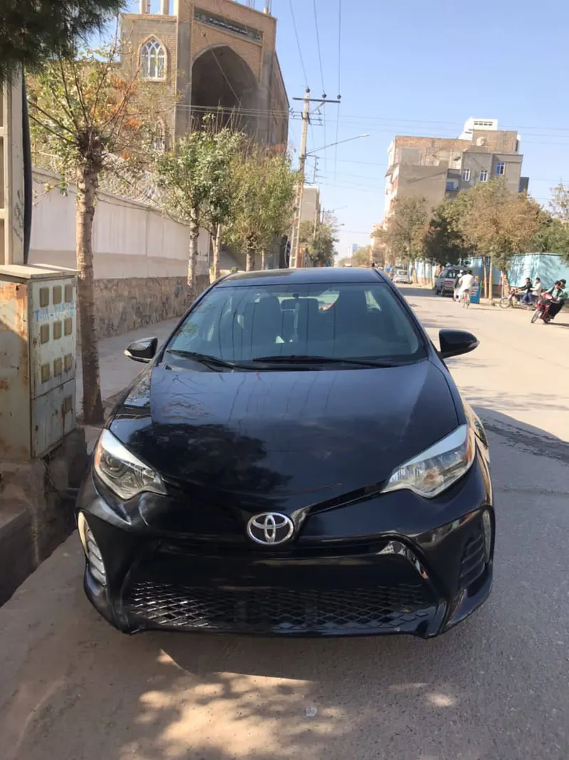 Toyota corrola 2015 (1)