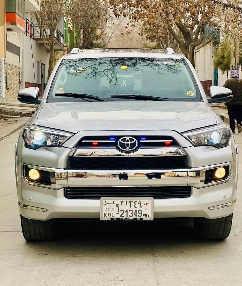 Toyota 4Runner SR5 2011 (1)