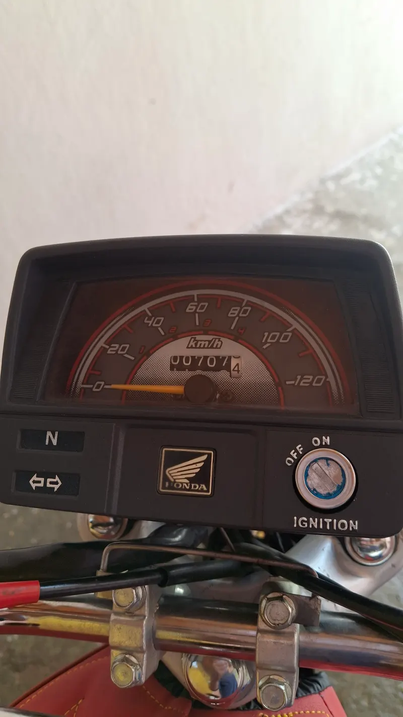 Honda CD70cc Motorcycle (3)
