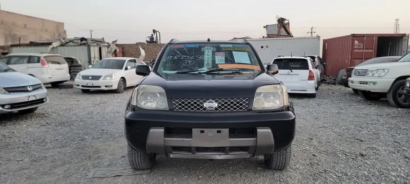 Nissan 2000 (1)