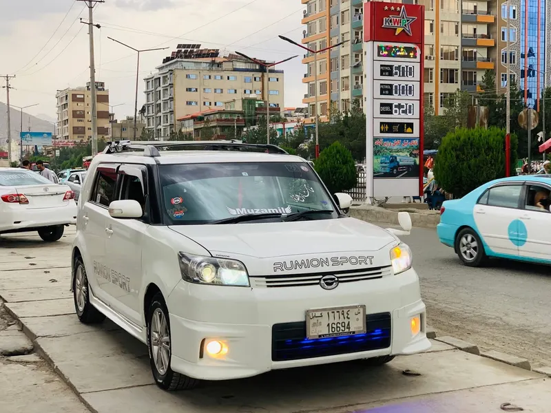 Toyota Corolla Rumion 2010 (4)