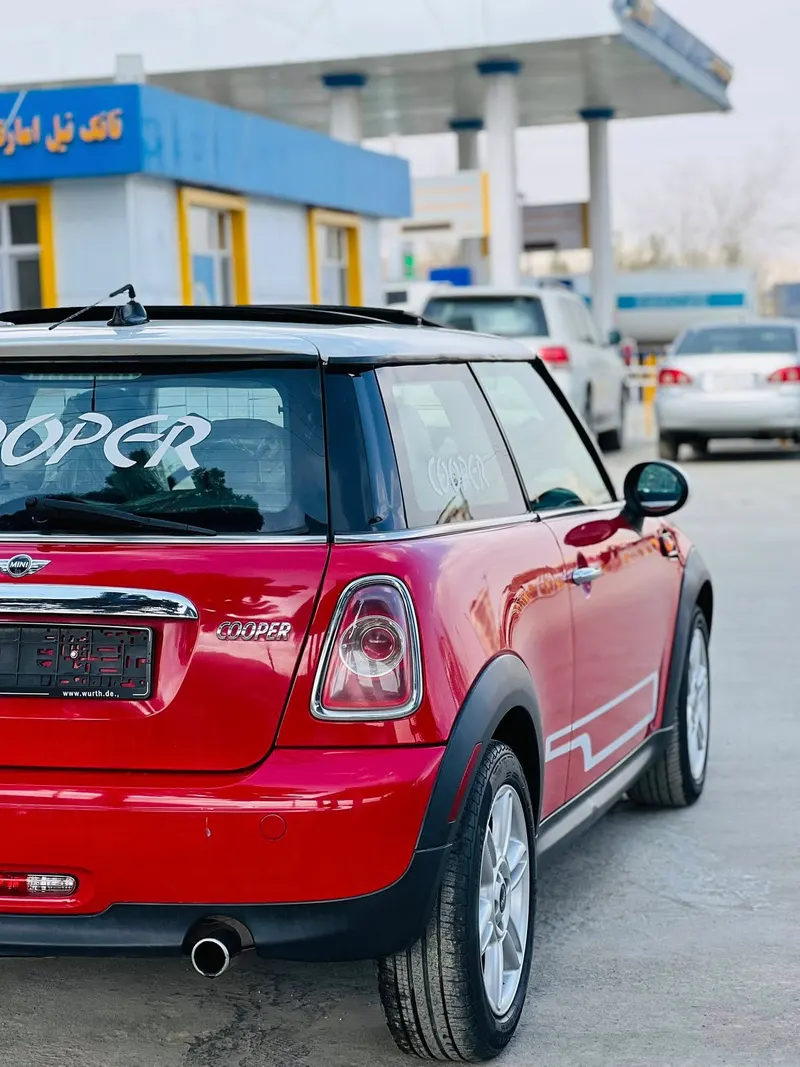 Mini Cooper 2012 (3)