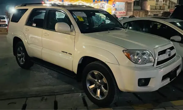 Toyota 4Runner Limited 2006 (1)