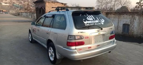 Toyota Corolla 2000 (3)