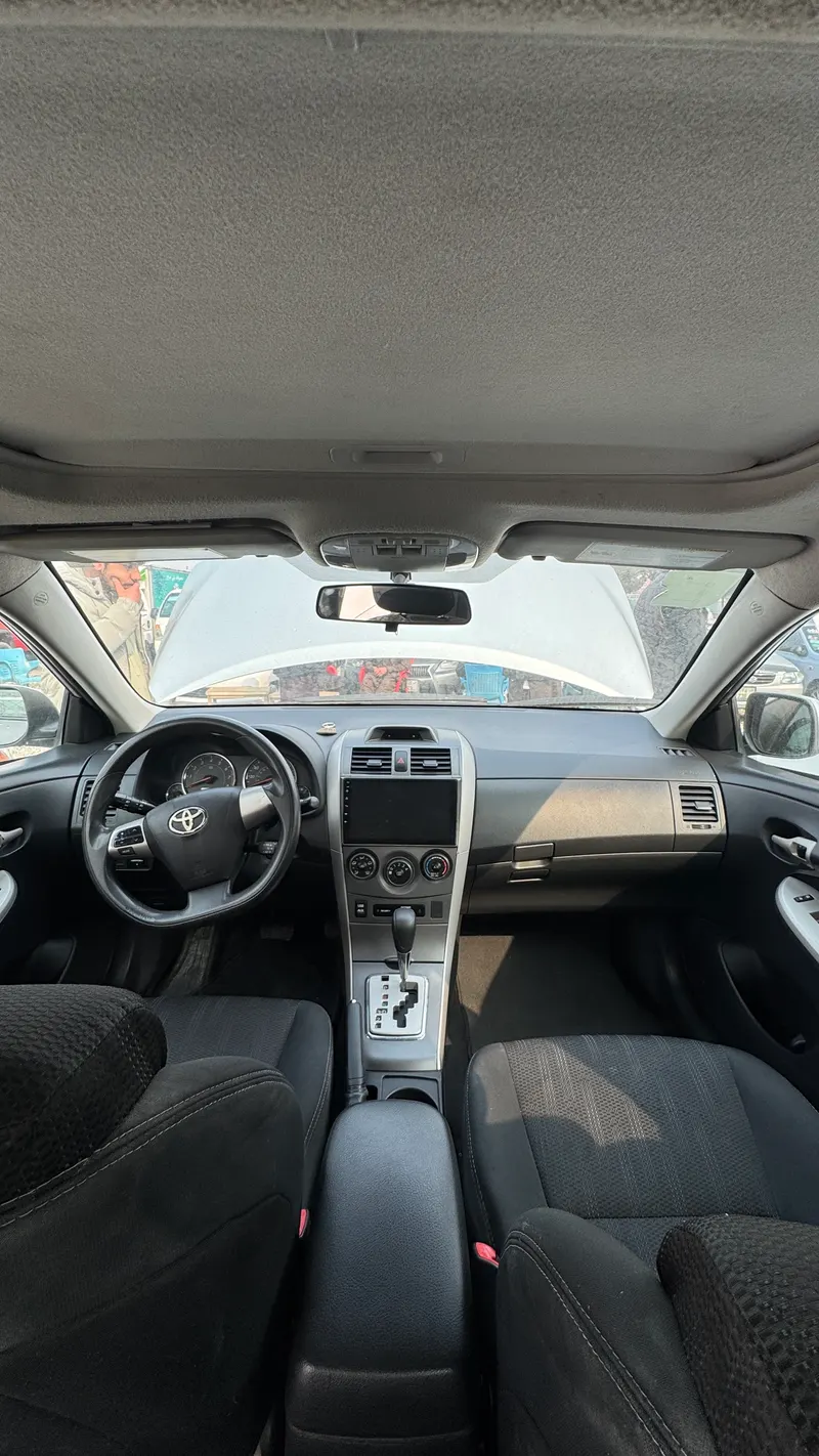 Toyota Corolla 2012 (8)