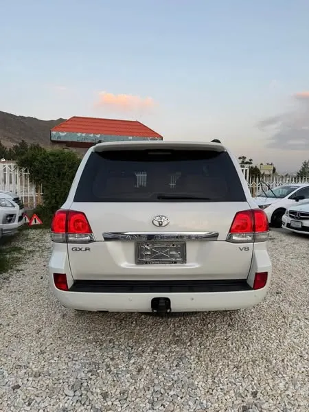 Toyota Land Cruiser 2011 (3)
