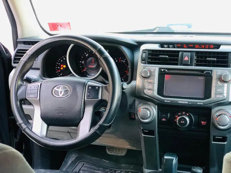 Toyota 4 Runner 2013 (4)