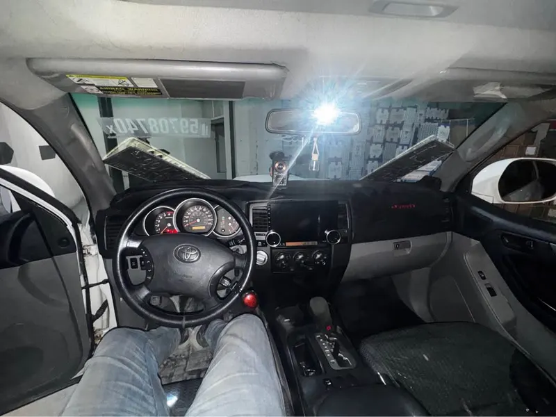 Toyota 4 Runner 2008 (4)