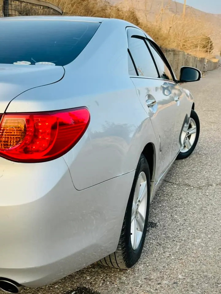 Toyota Mark X 2011 (3)