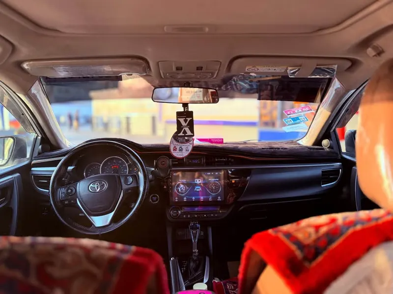 Toyota Corolla 2017 (4)