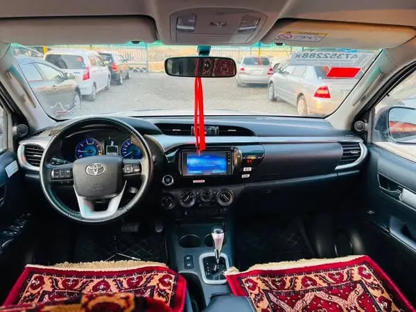 Toyota Hilux 2018 (4)