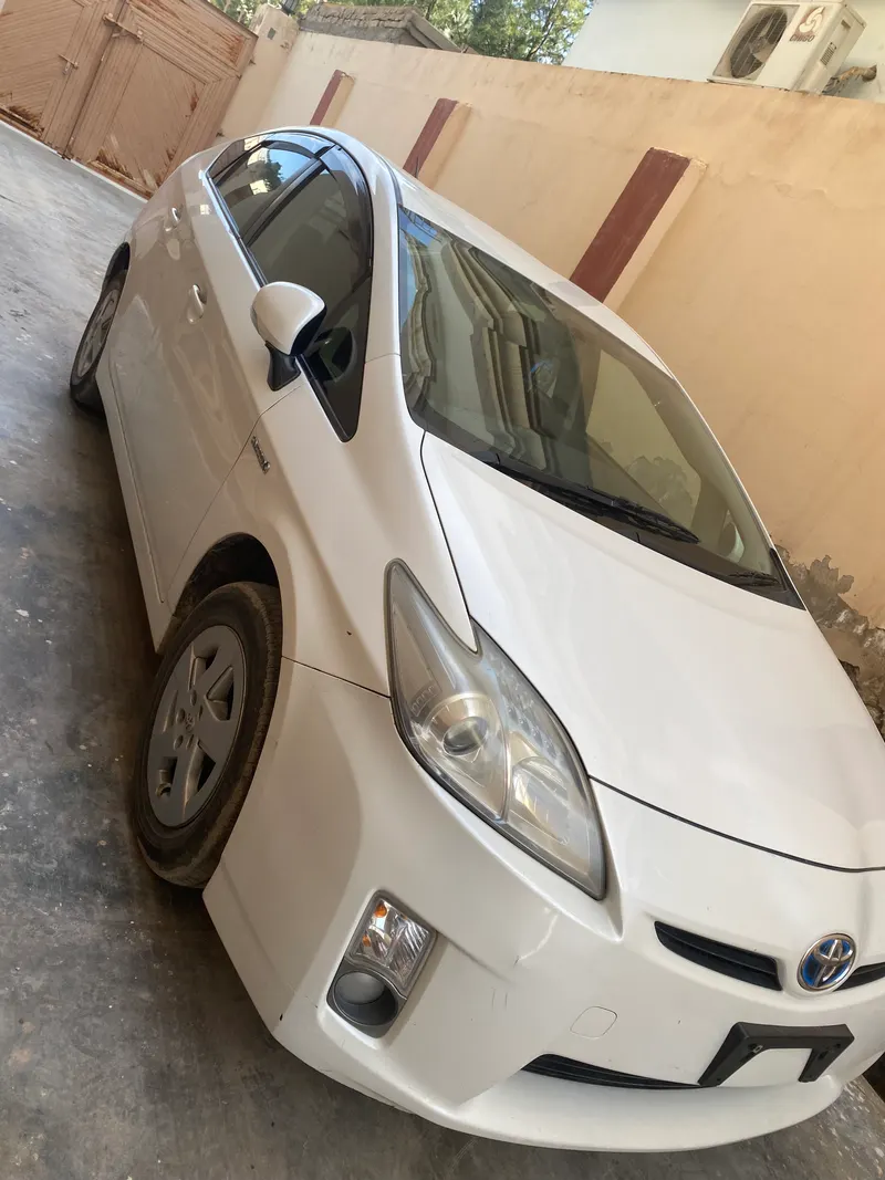 Toyota Prius 2010 (4)