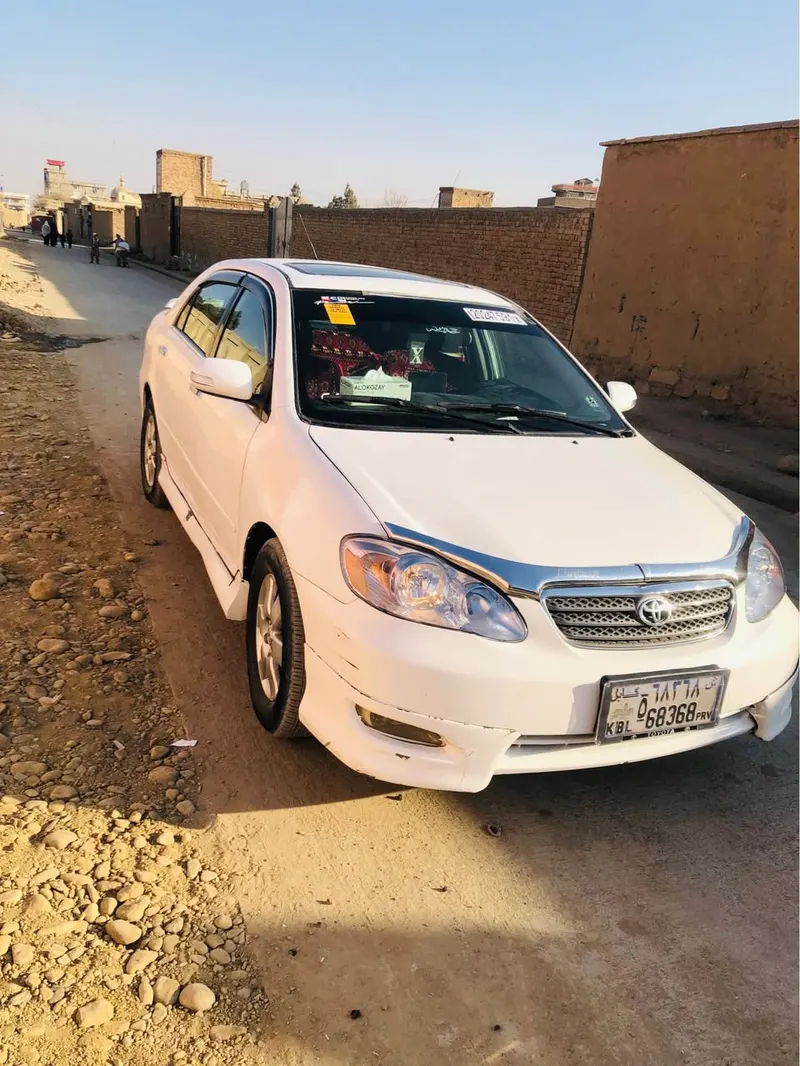 Toyota Corolla 2004 (2)