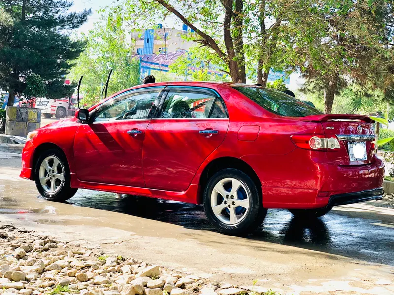 Toyota Corolla 2013 (1)