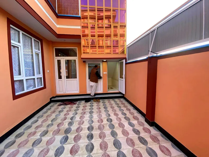 House for sale, 3 rooms, 160 m², with 2 courtyards (3)