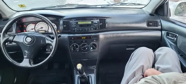 Toyota Corolla 2003 (4)